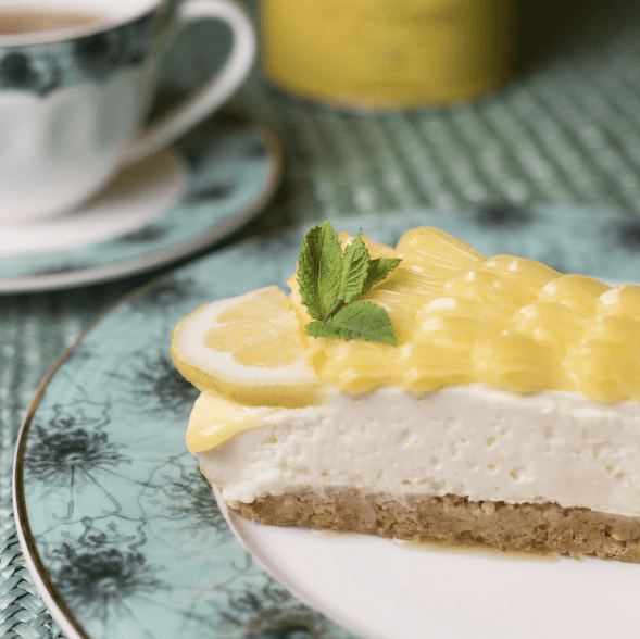 lemon tart on design porcelain